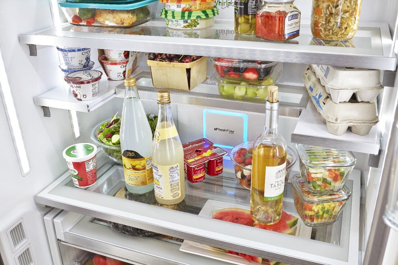 Freezer only freezes top shelf